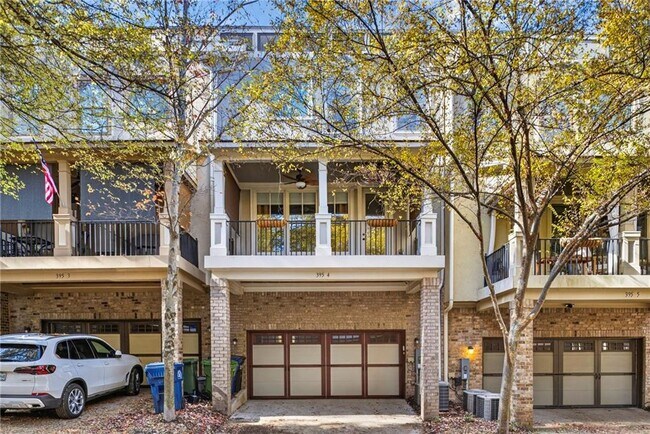 Building Photo - 395 Laurent St NW