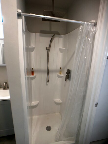 Building Photo - 3501 Pacific Ave