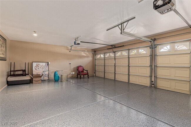 Building Photo - 9523 Coral Bell Ct