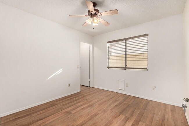 Building Photo - 21057 N 34th Dr