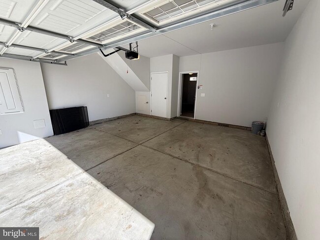 Building Photo - 620 Leigh Wy.