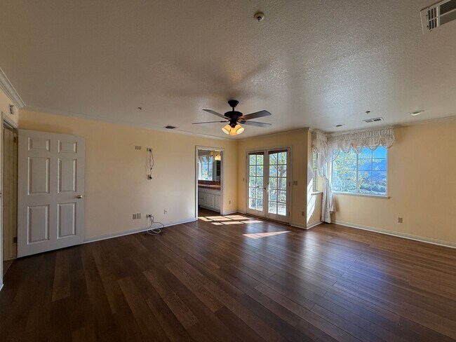 Building Photo - Acton 4 bedroom on Dirt Road