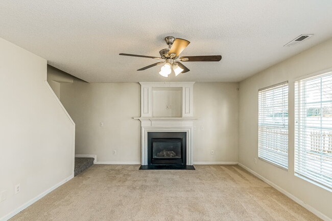 Building Photo - 225 Honeywell Way