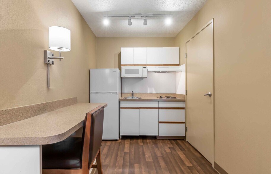 Building Photo - Furnished Studio-Washington, D.C. - Reston