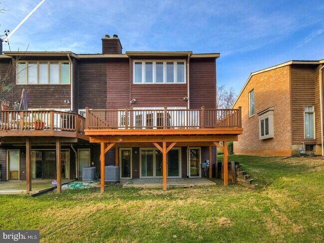 Building Photo - 10723 Gloxinia Dr