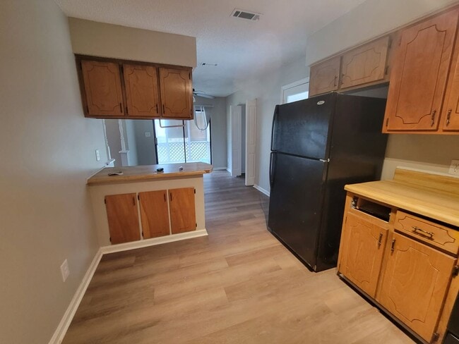 Building Photo - 2507 Lowndes Dr