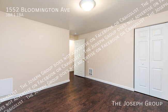 Building Photo - 1552 Bloomington Ave