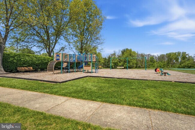 Building Photo - 4016 Barry Ct