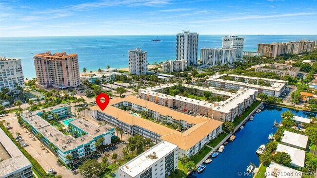 Building Photo - 1461 S Ocean Blvd