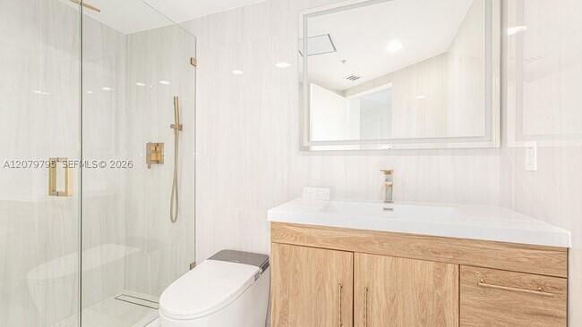 Building Photo - 333 Las Olas Way