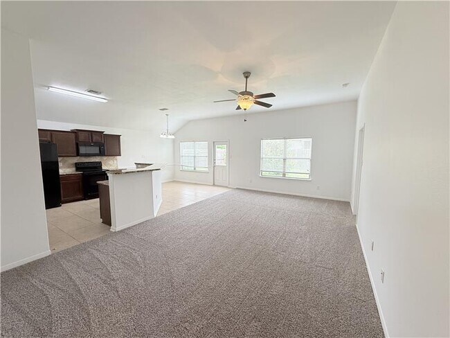 Building Photo - 531 Parkfield Ln