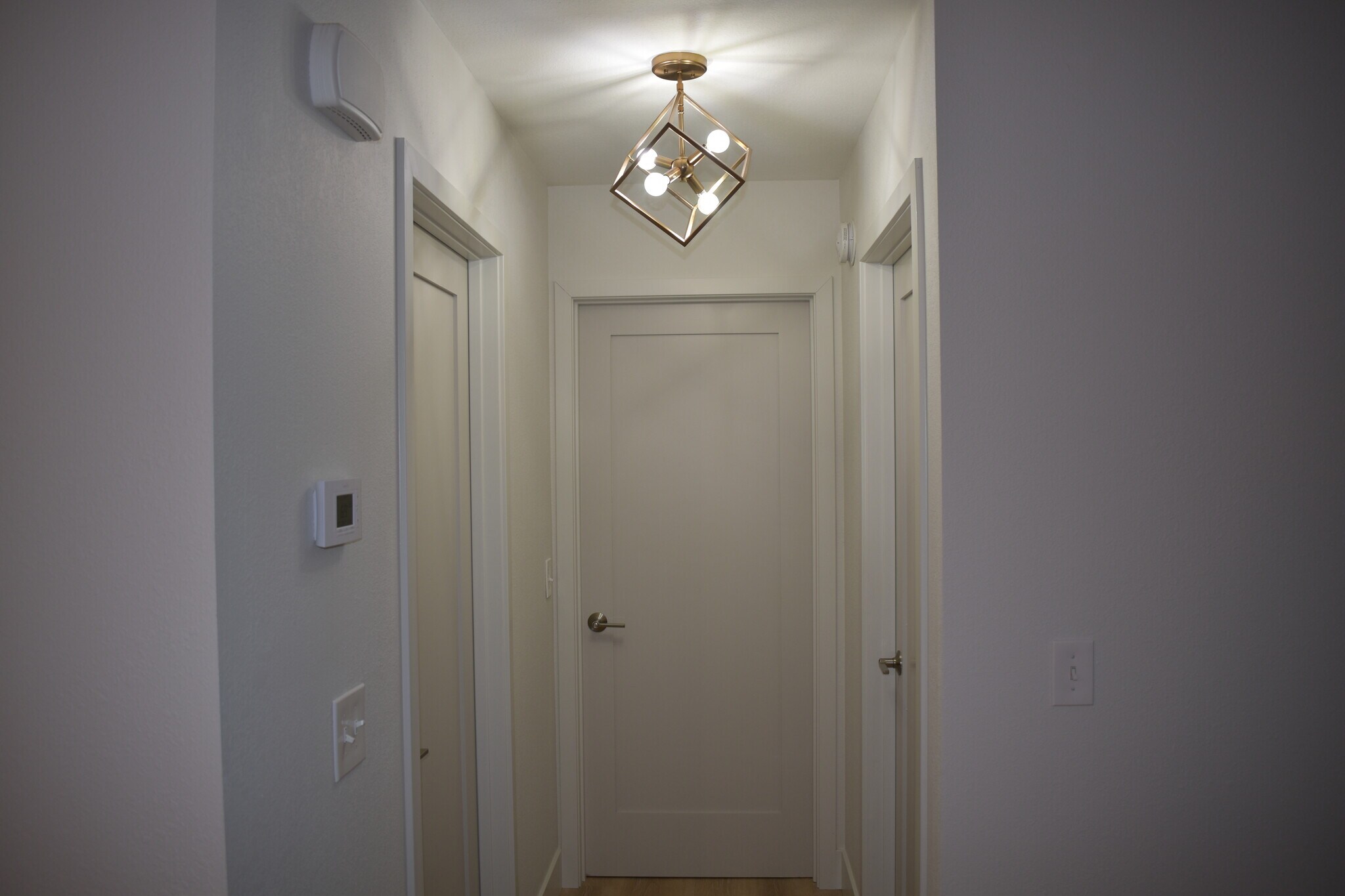 Building Photo - 6587 Rolling Hills Dr