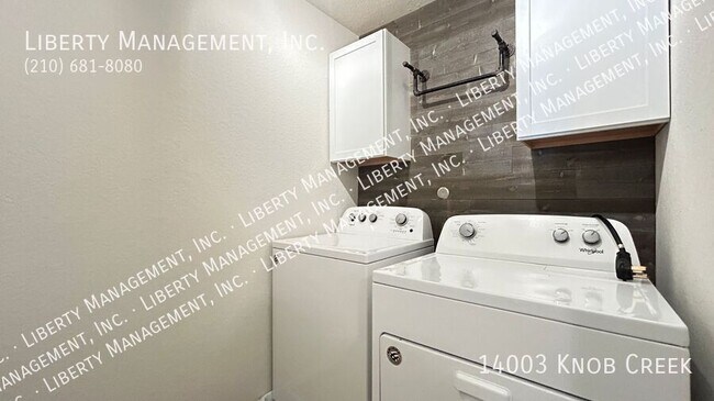 Building Photo - 14003 Knob Crk