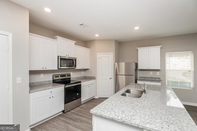 Building Photo - 1005 Nandina Ct