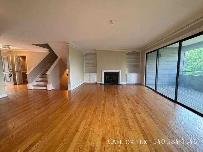 Building Photo - 4978 Hunting Hills Cir