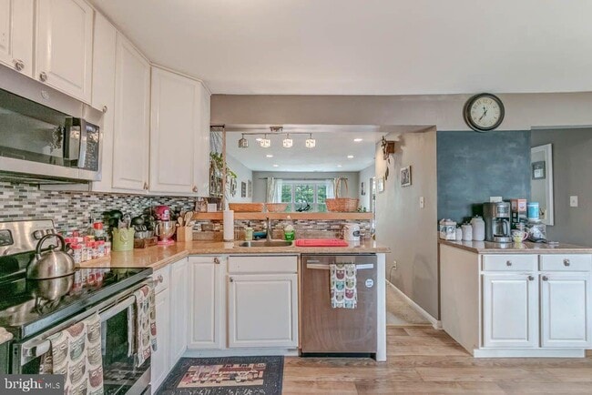 Building Photo - 1677 Brice Ct