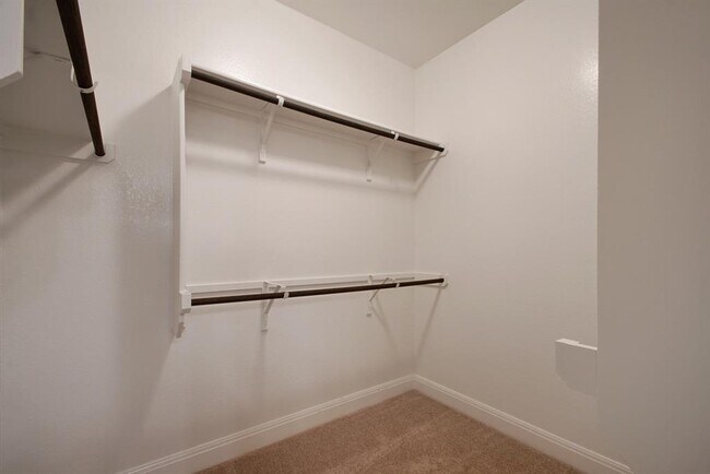 Building Photo - 1051 Kenney Fort Crossing