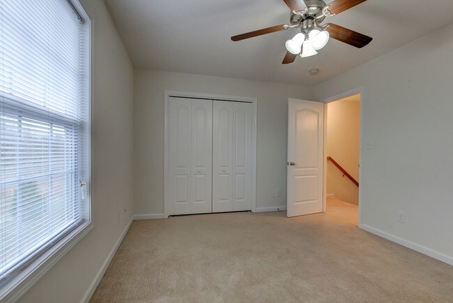 Building Photo - 513 Patriot Park Ct