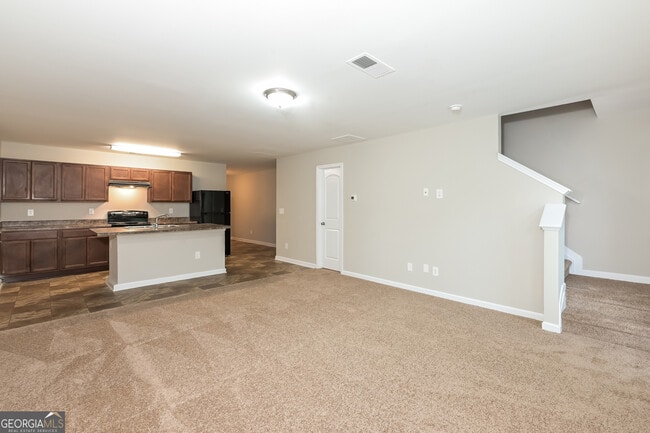Building Photo - 411 Erin Ct