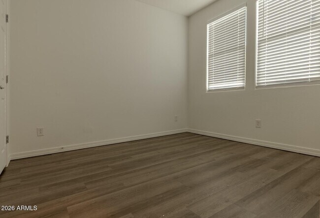 Building Photo - 4219 S 57th Dr