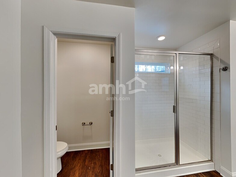 Building Photo - 456 Pearson Cir