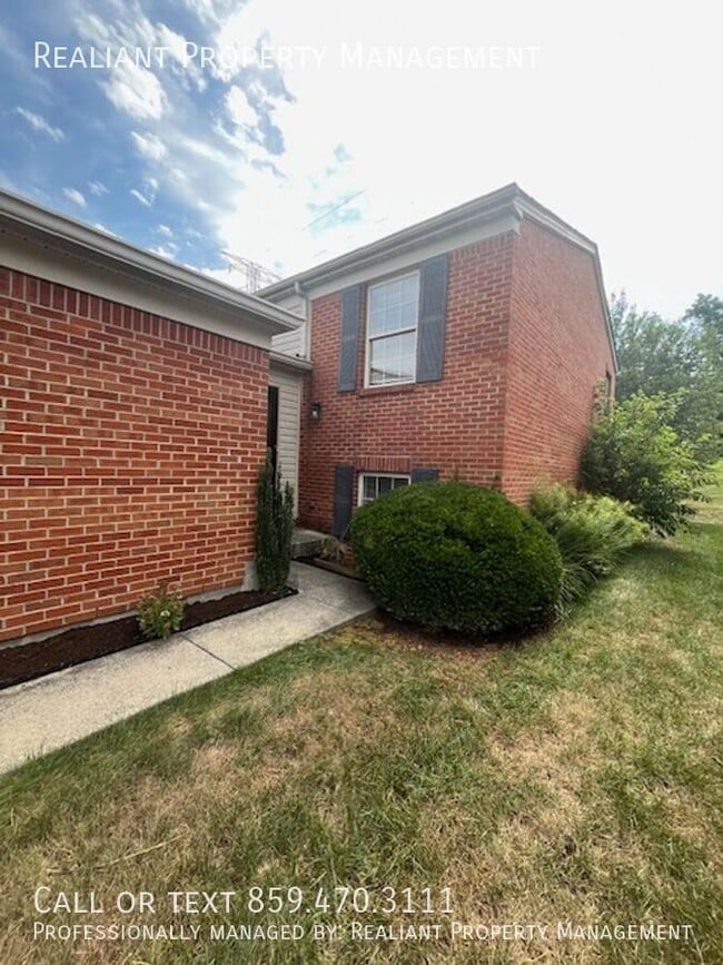 Building Photo - 310 Outrider Way