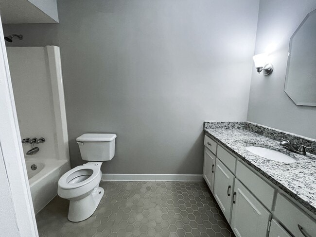 Building Photo - 709 54th St