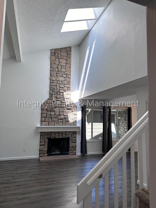 Building Photo - 3860 S Atchison Way