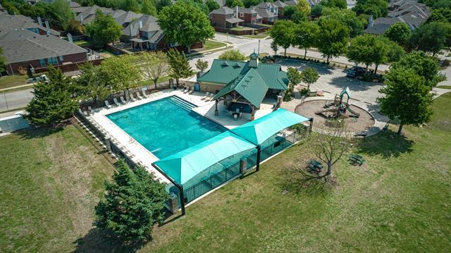 Building Photo - 2113 Lanshire Dr