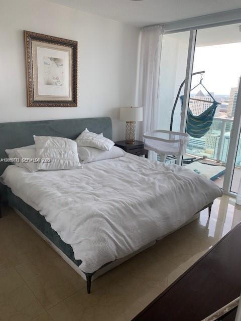 Building Photo - 31 SE 5th St