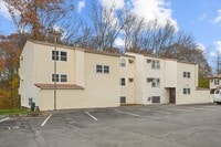 Building Photo - 18 Mason Ct