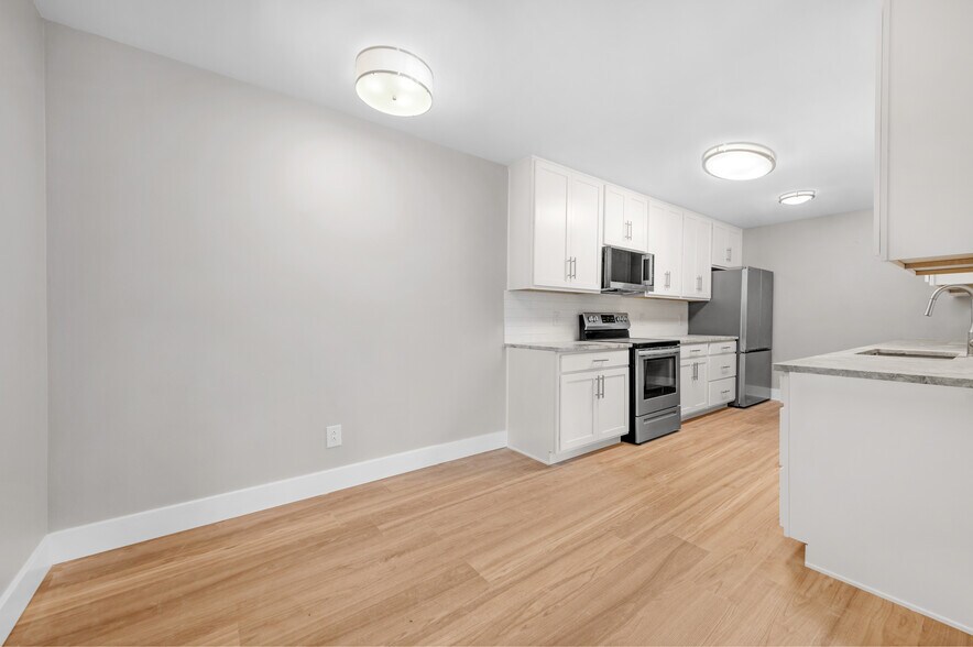 Kitchen From Dining Area - 20333 Detroit Rd