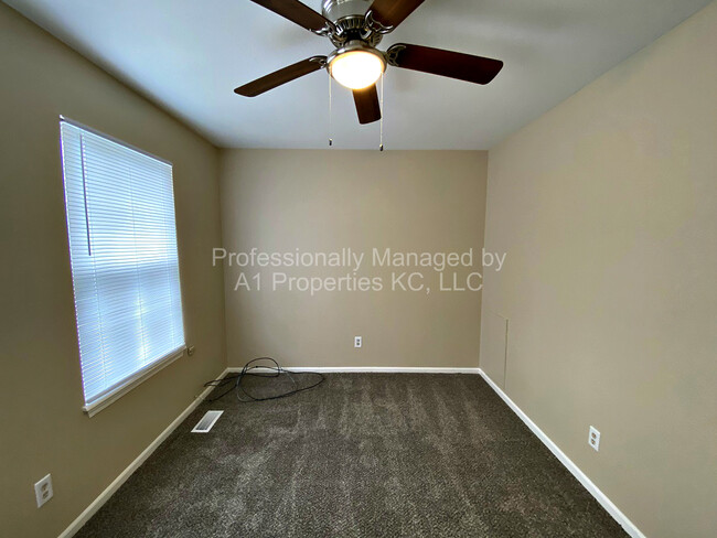 13821- B - Grandview Heights