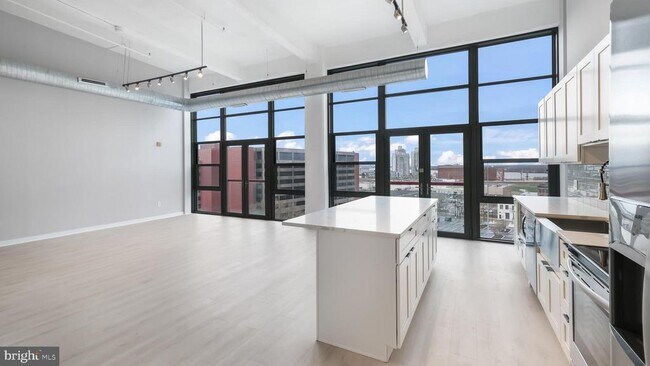 Building Photo - 444 N 4th St