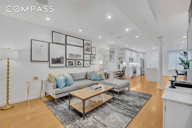 Building Photo - 216 W 137th St