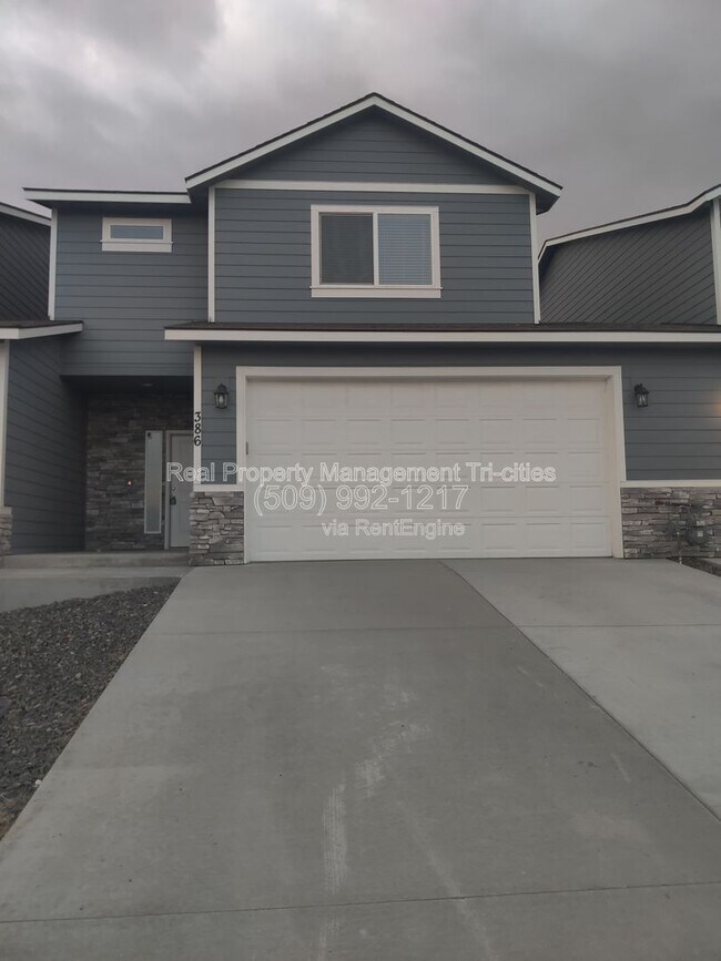 Primary Photo - 386 Bedrock Loop