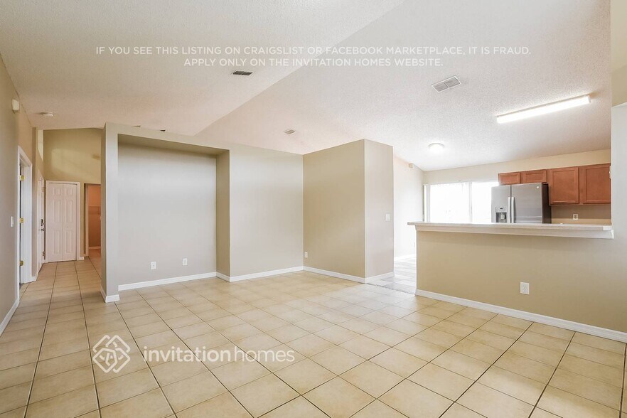 Building Photo - 4001 Saddlewood Dr