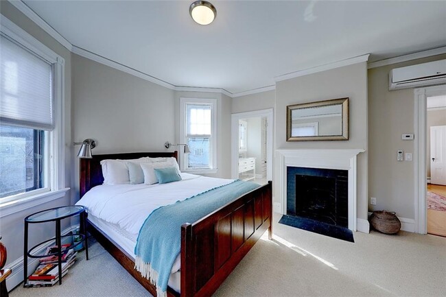 Building Photo - 37 Barnes St