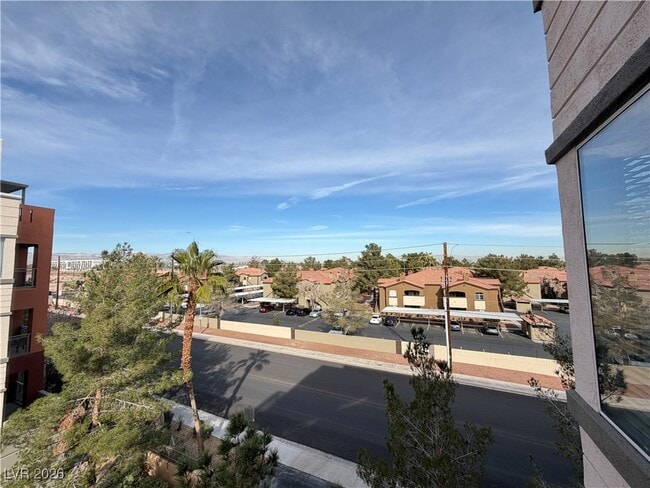 Building Photo - 23 E Agate Ave