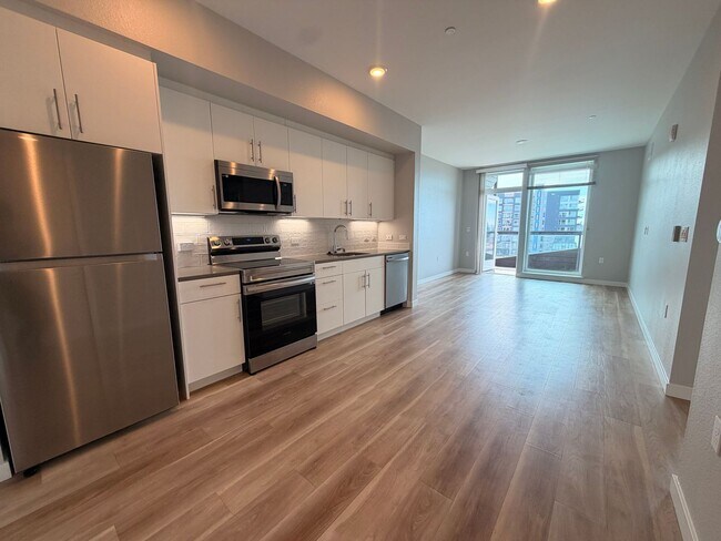 Building Photo - 260 Brooklyn Basin Wy