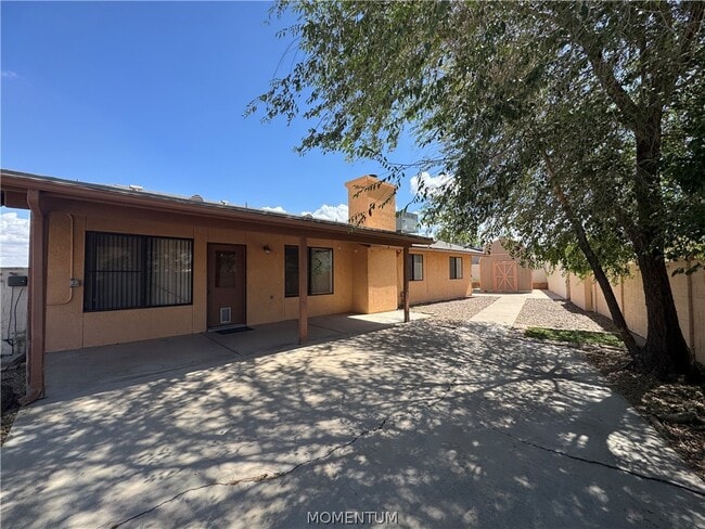 Building Photo - 2610 Sierra Ln