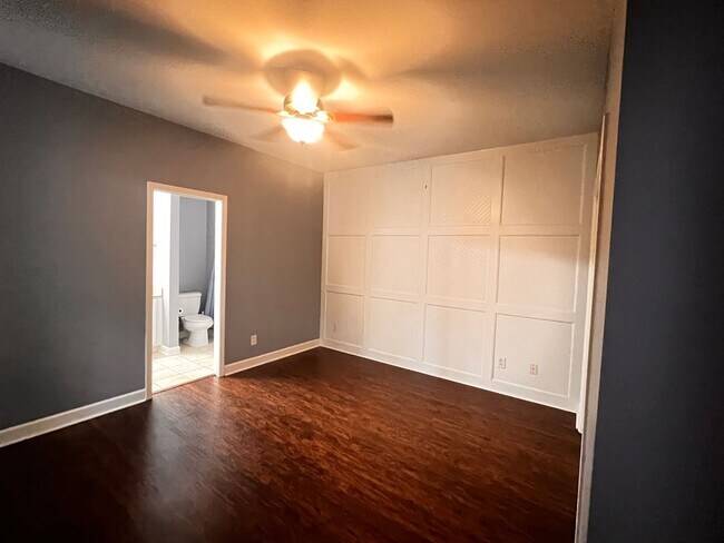 Building Photo - Now Available! Luxury three-bedroom townhome in St. James Square in Myrtle Beach.
