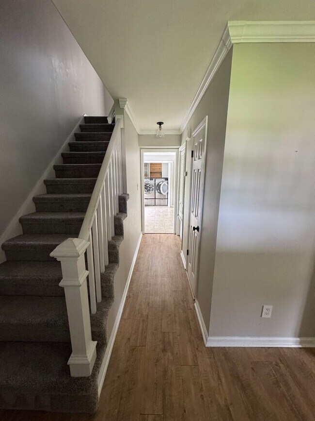 Building Photo - Available Now In Forest Creek