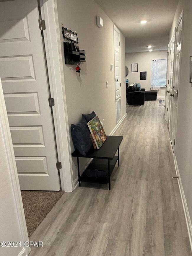 Building Photo - 6420 Slabinski Ln