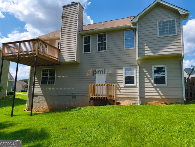 Building Photo - 194 Saddleview Trail