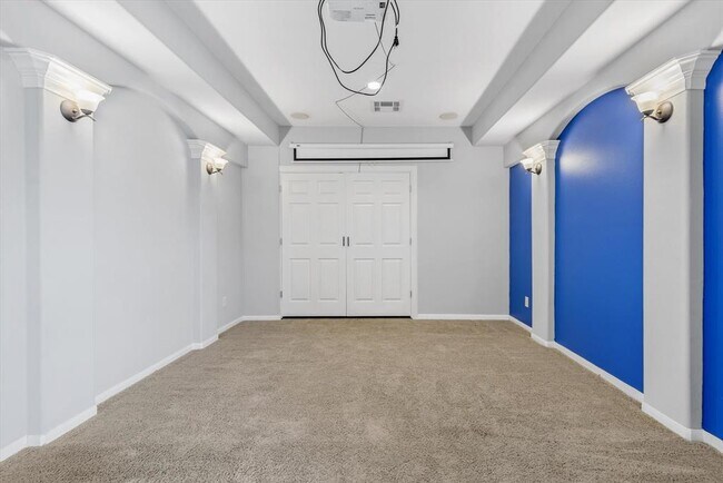 Building Photo - 9431 Copper Cove Ln