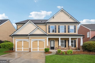 Building Photo - 2040 Village Green Dr