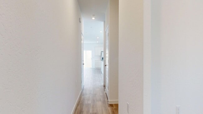 Building Photo - 3249 Carambola Ave