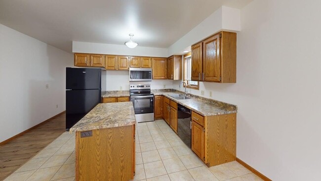 Building Photo - 1209 W Wausau Ave