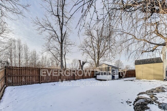 Building Photo - 226 Creekway Ct